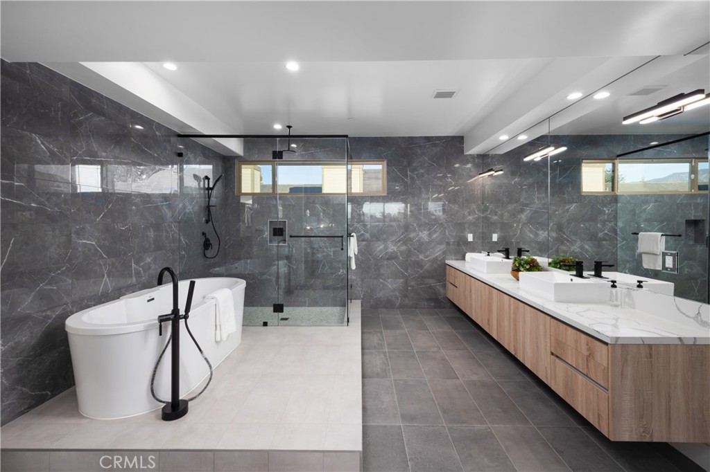 941 E California Boulevard 1