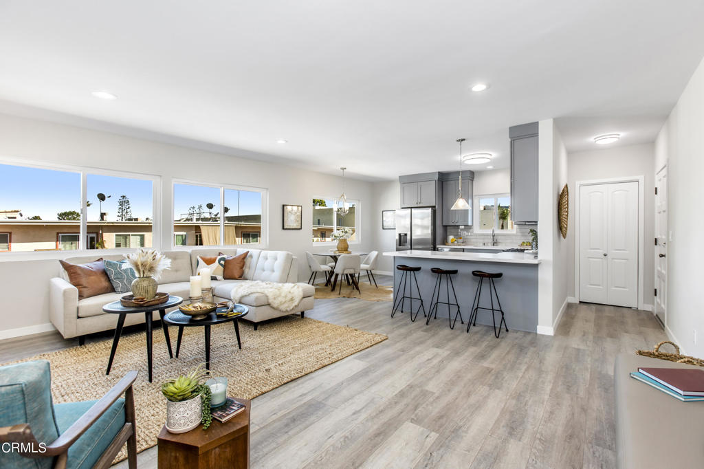 5354 Lindley Avenue 310