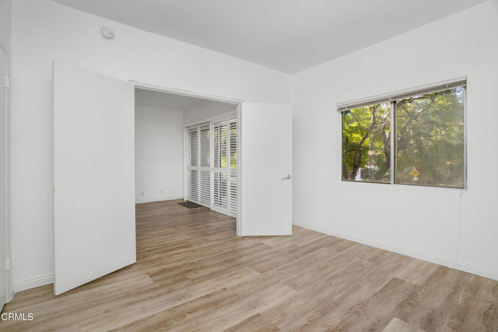 440 Veteran Avenue 202