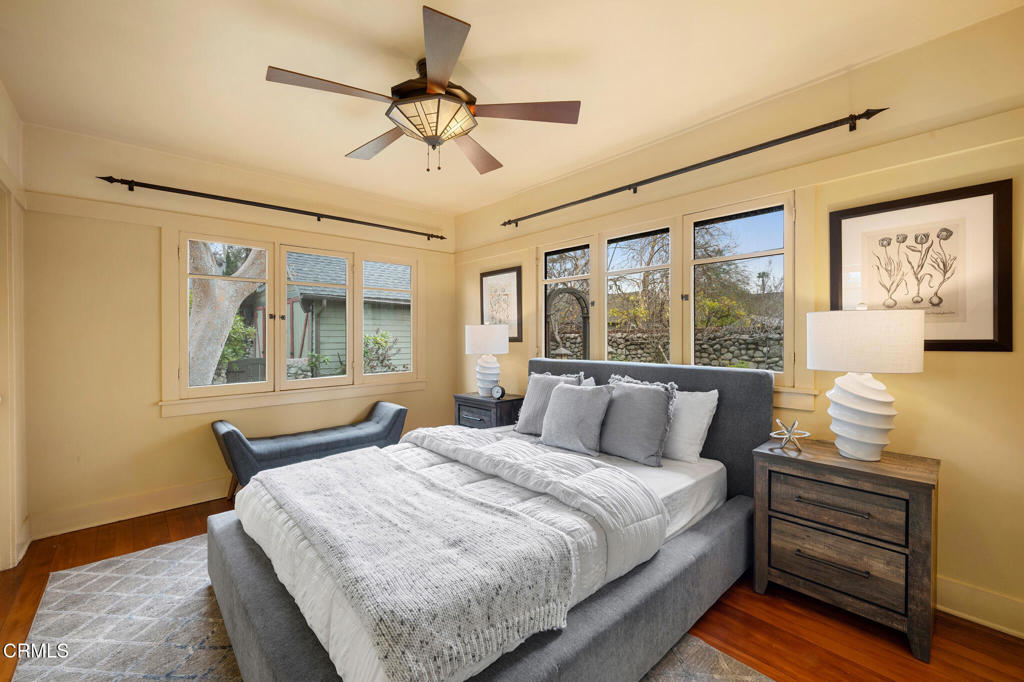 845 847 S Los Robles Avenue