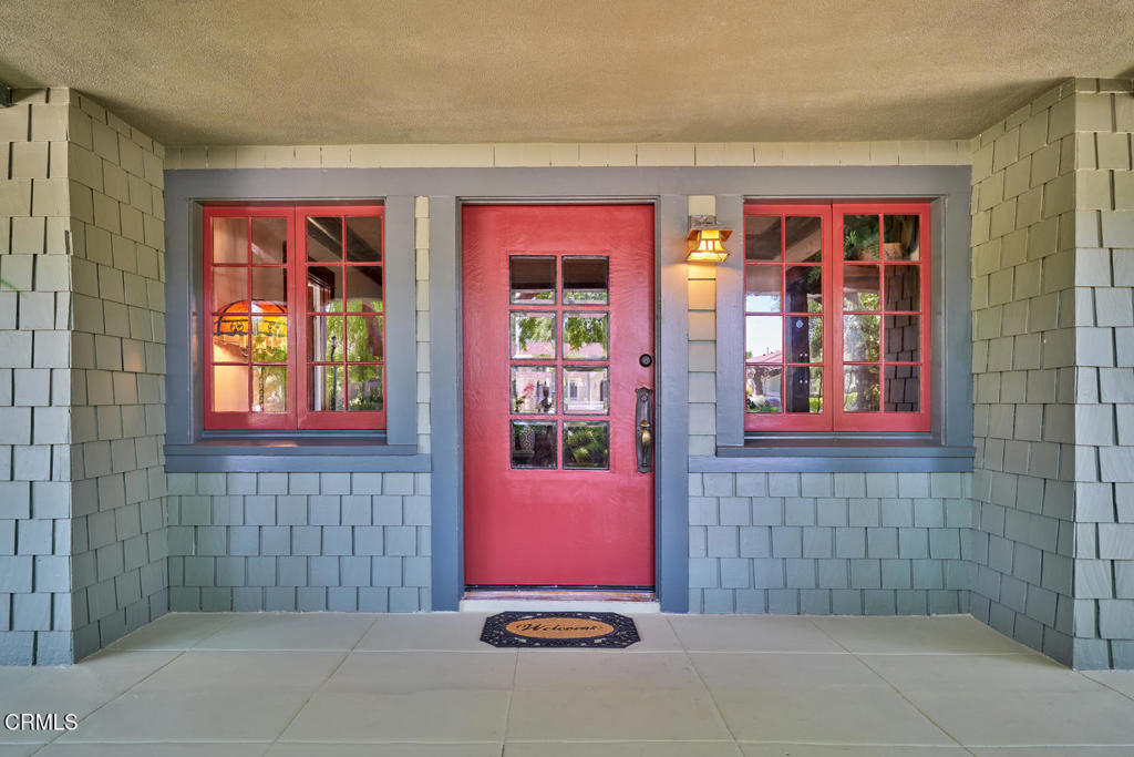 845 847 S Los Robles Avenue