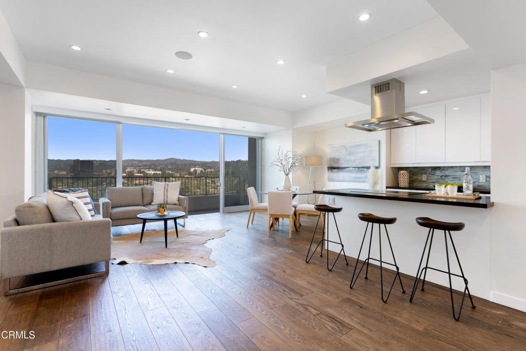 10501 Wilshire Blvd. Boulevard 1901