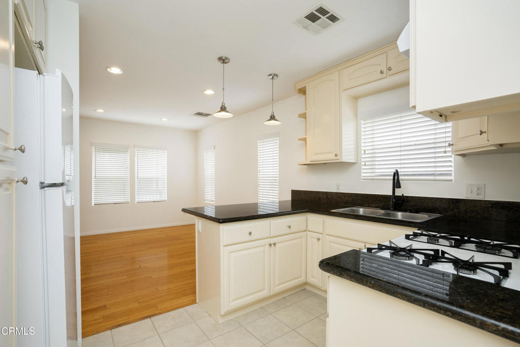 1529 E Elizabeth Street