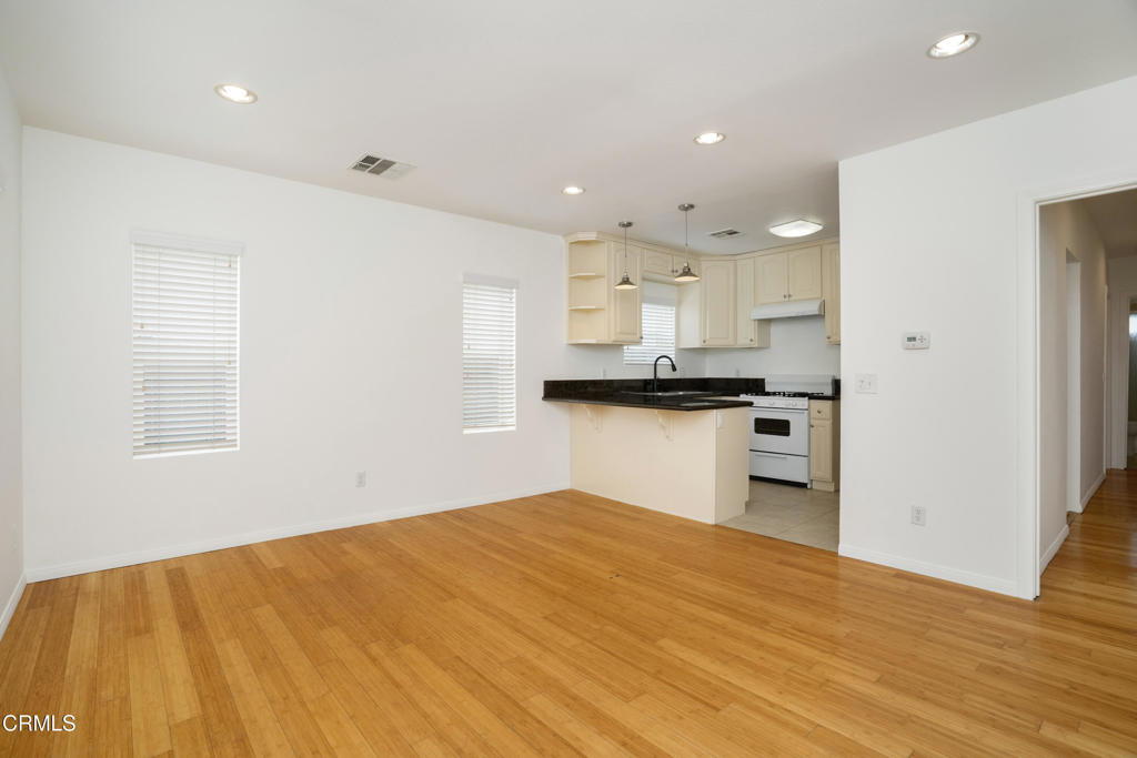 1529 E Elizabeth Street