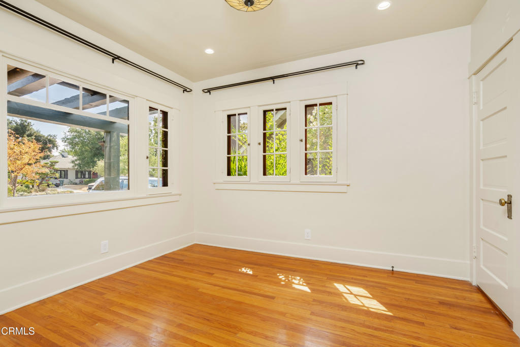 847 S Los Robles Avenue