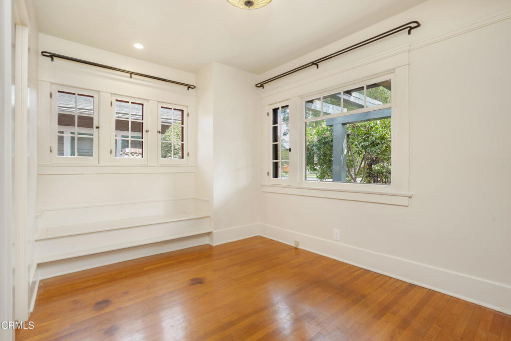 847 S Los Robles Avenue