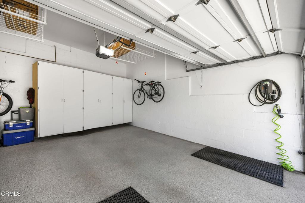 3551 Dixie Canyon Place