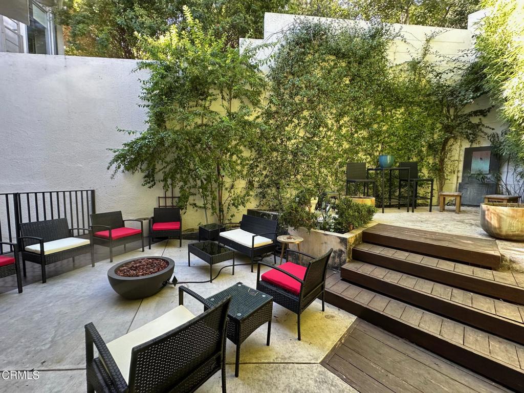 3551 Dixie Canyon Place