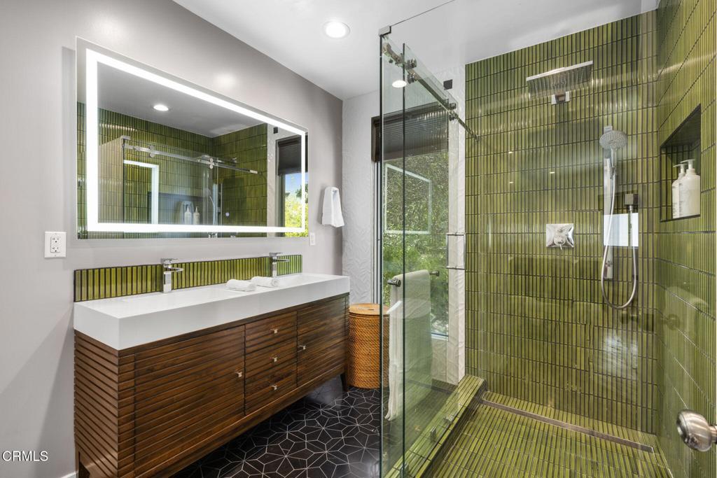 3551 Dixie Canyon Place