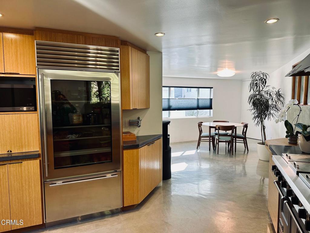 3551 Dixie Canyon Place