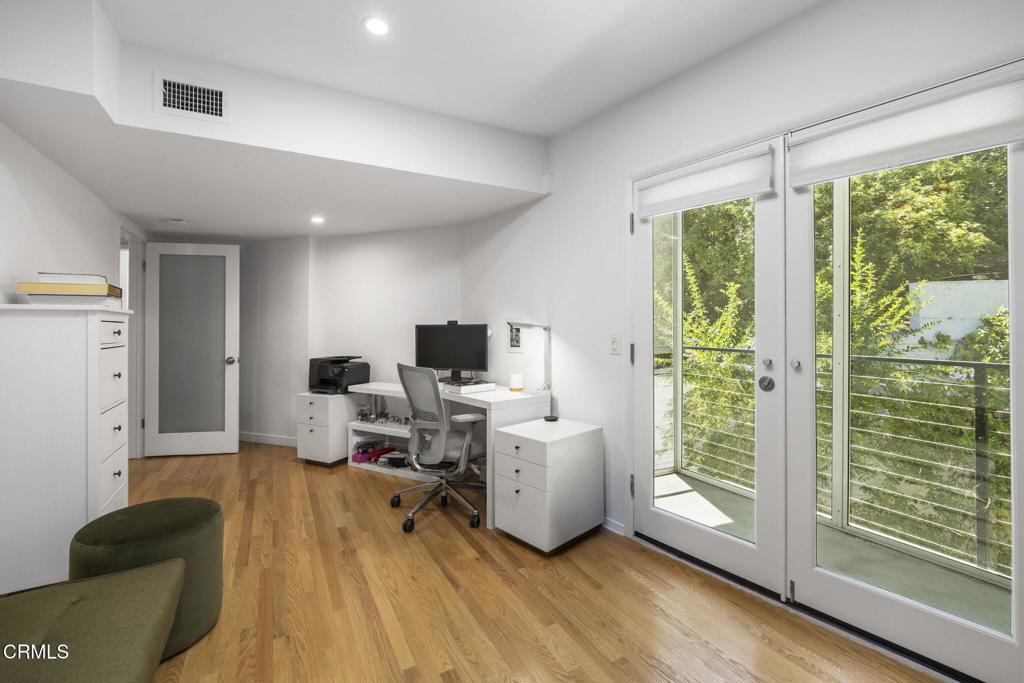 3551 Dixie Canyon Place