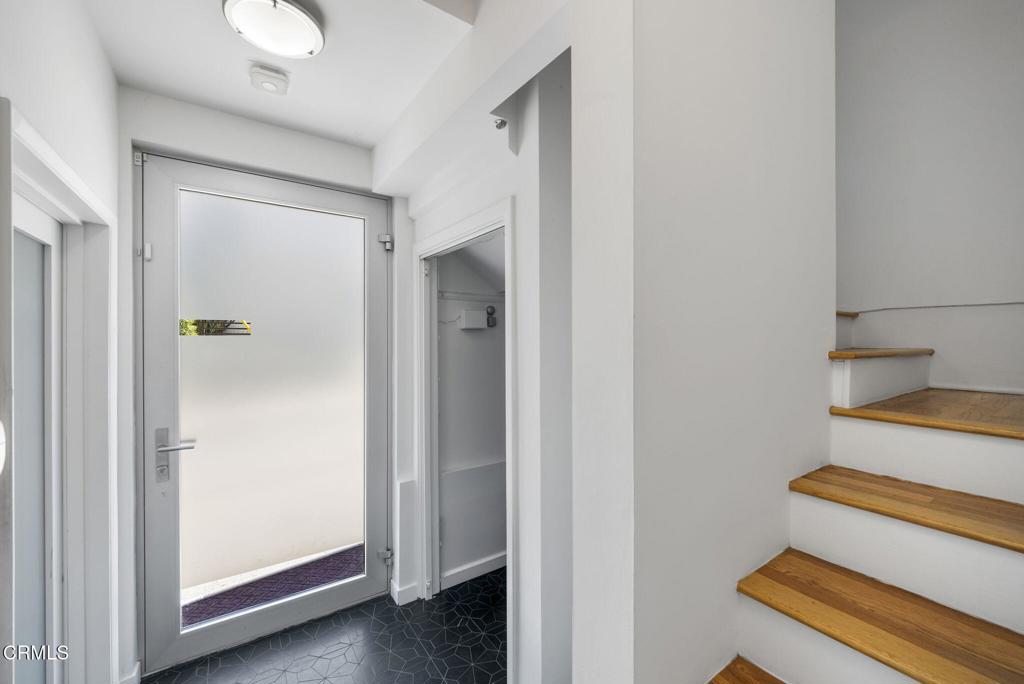 3551 Dixie Canyon Place