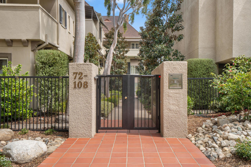 108 S Grand Avenue