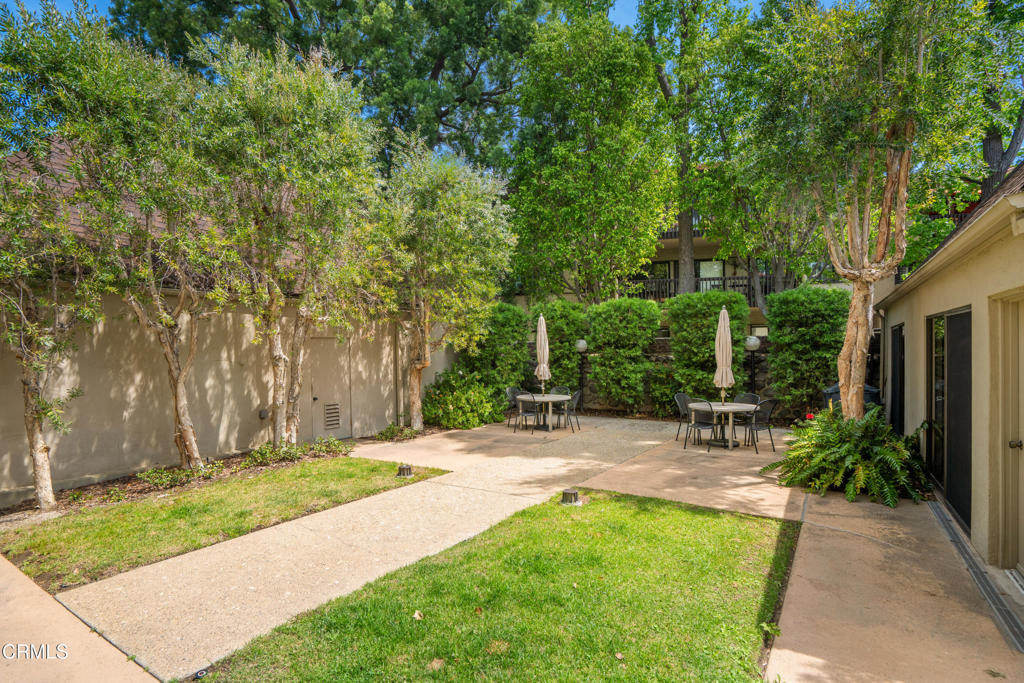 108 S Grand Avenue