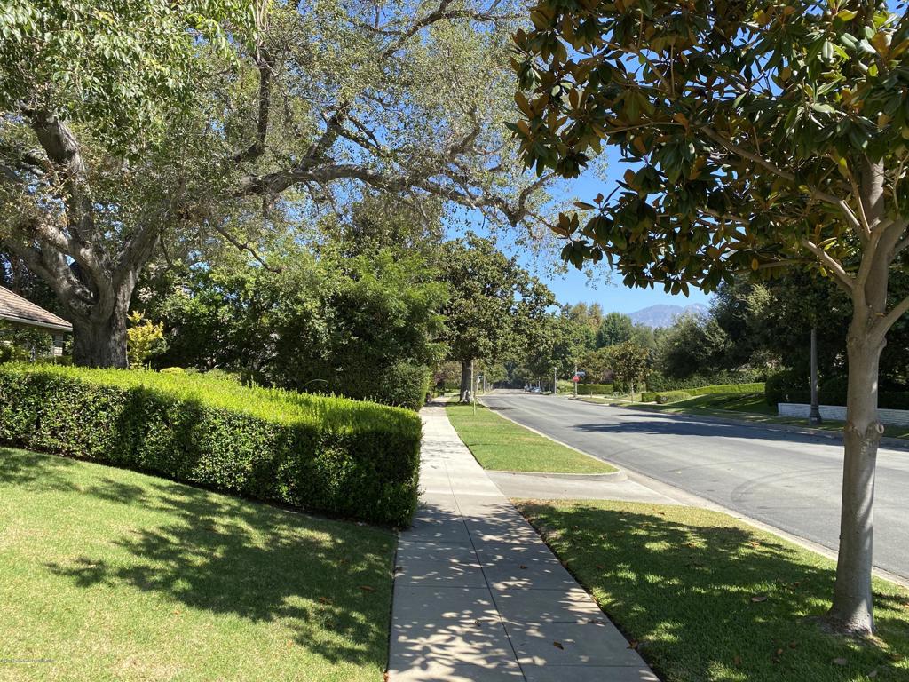1489 Waverly Road