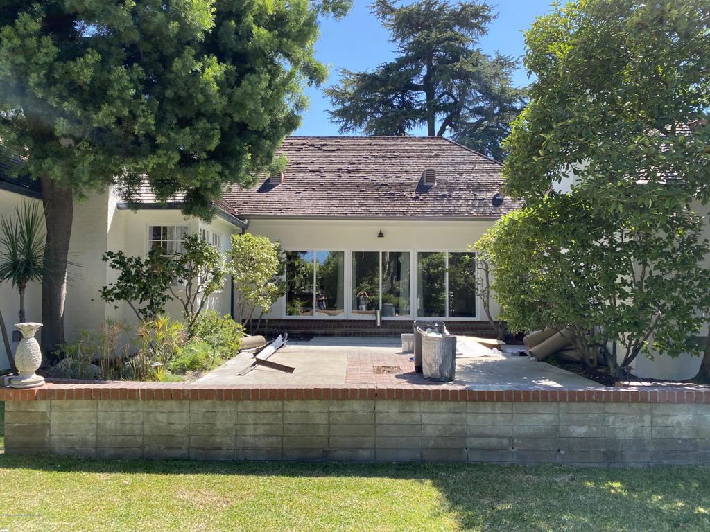 1489 Waverly Road