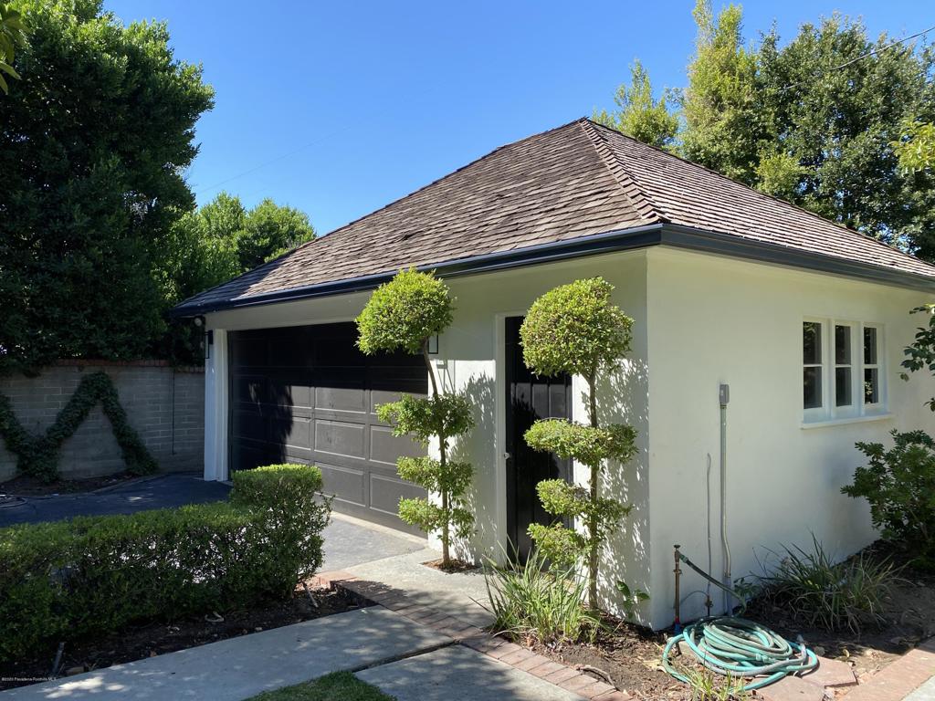 1489 Waverly Road