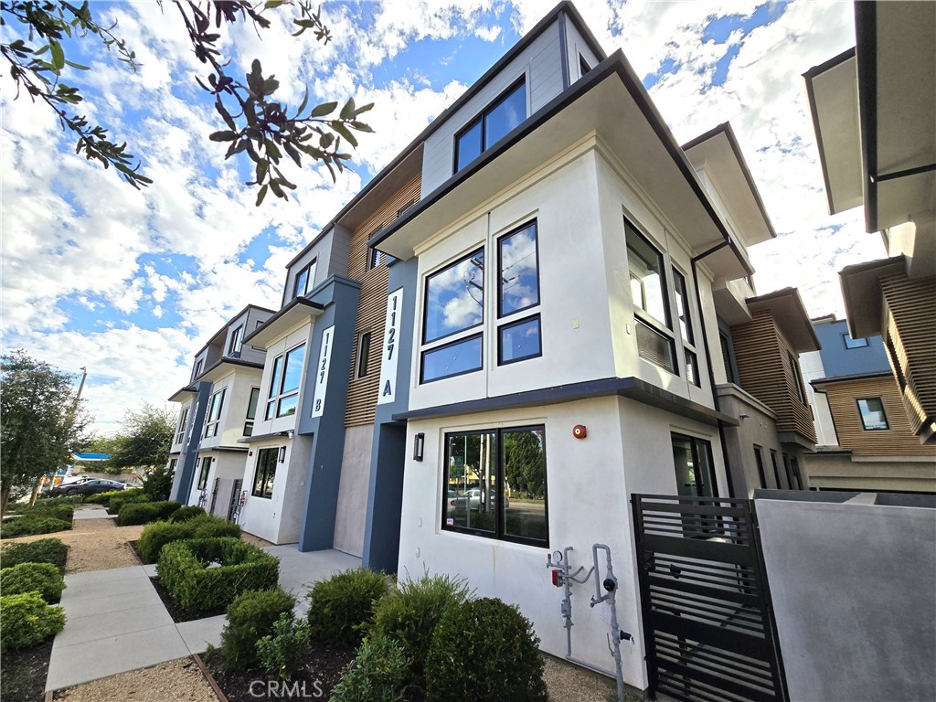 1127 Golden West Avenue A