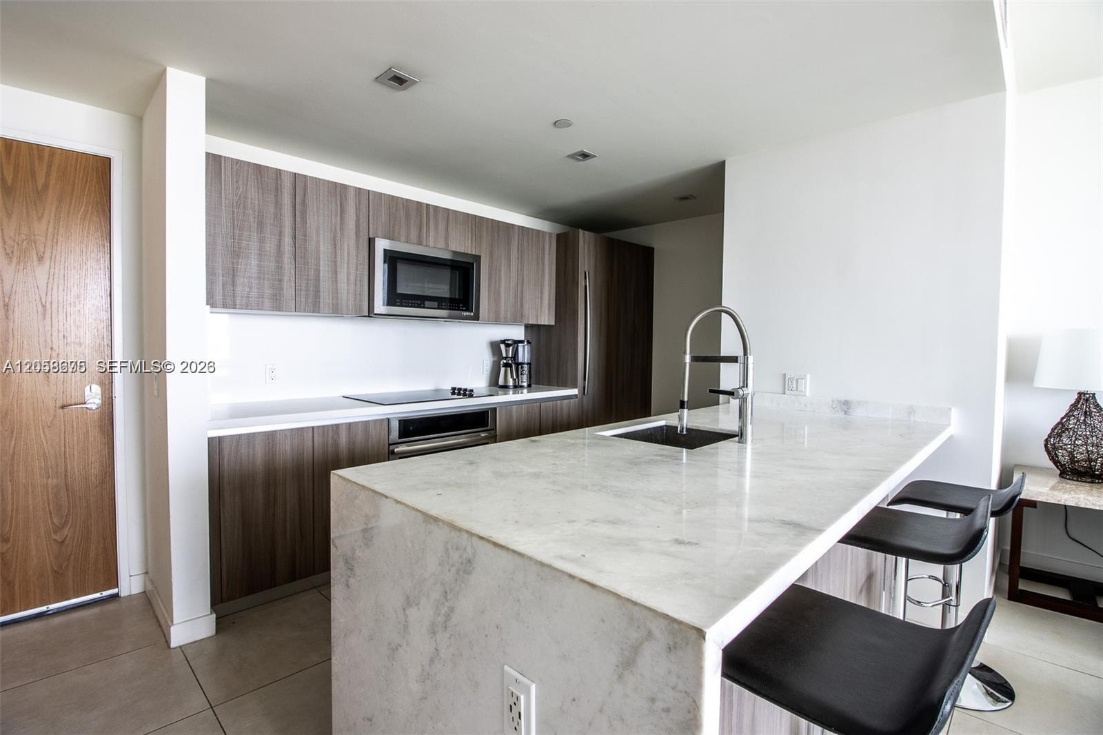 401 N Birch Rd # 1113