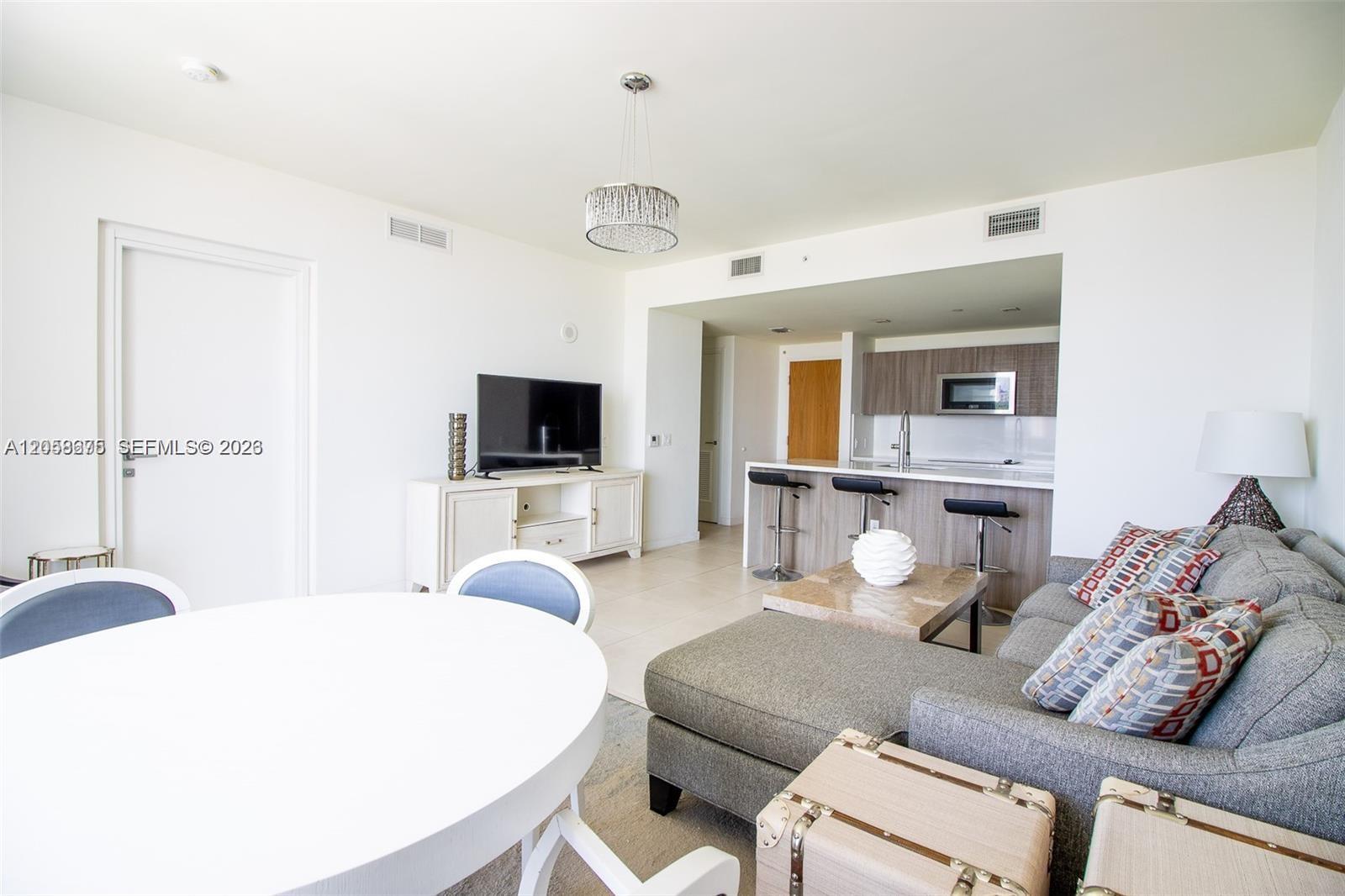 401 N Birch Rd # 1113