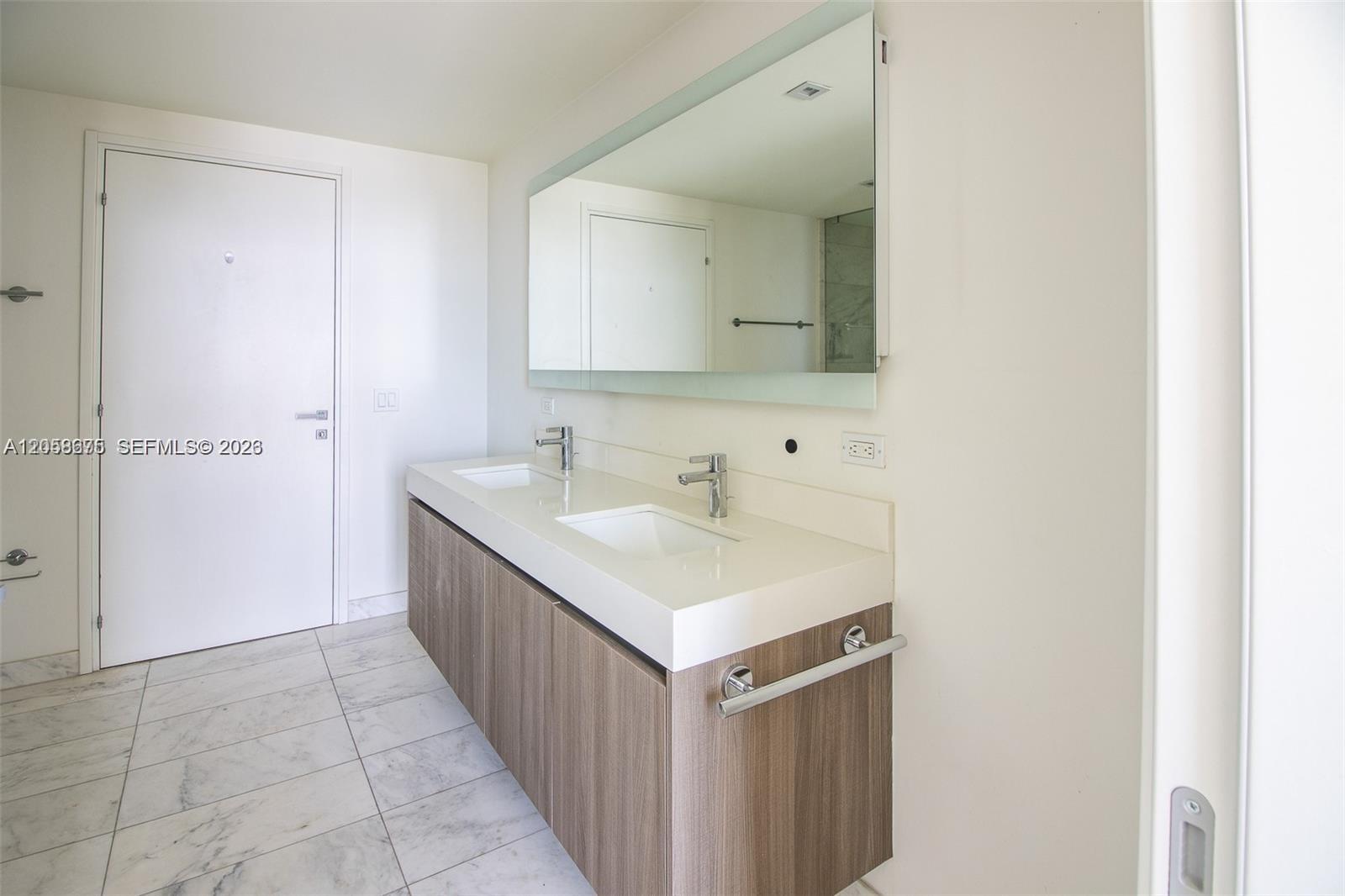401 N Birch Rd # 1113