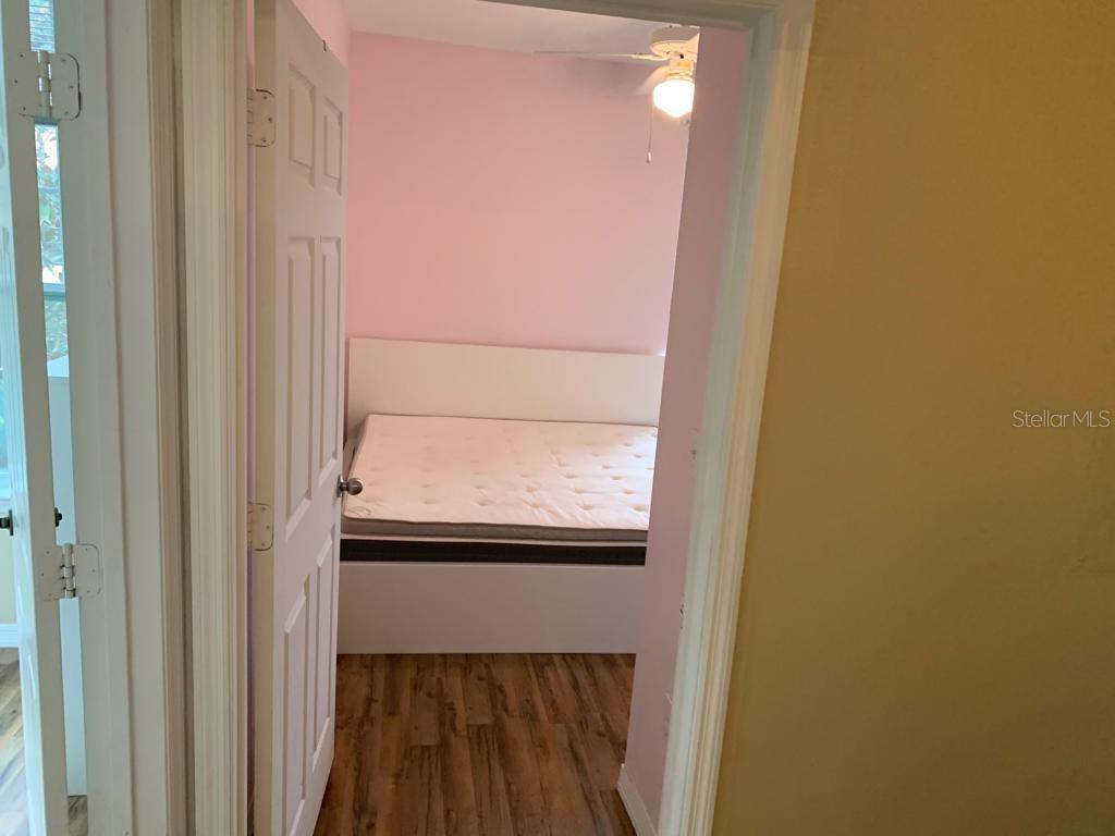 1990 ERVING CIR #304