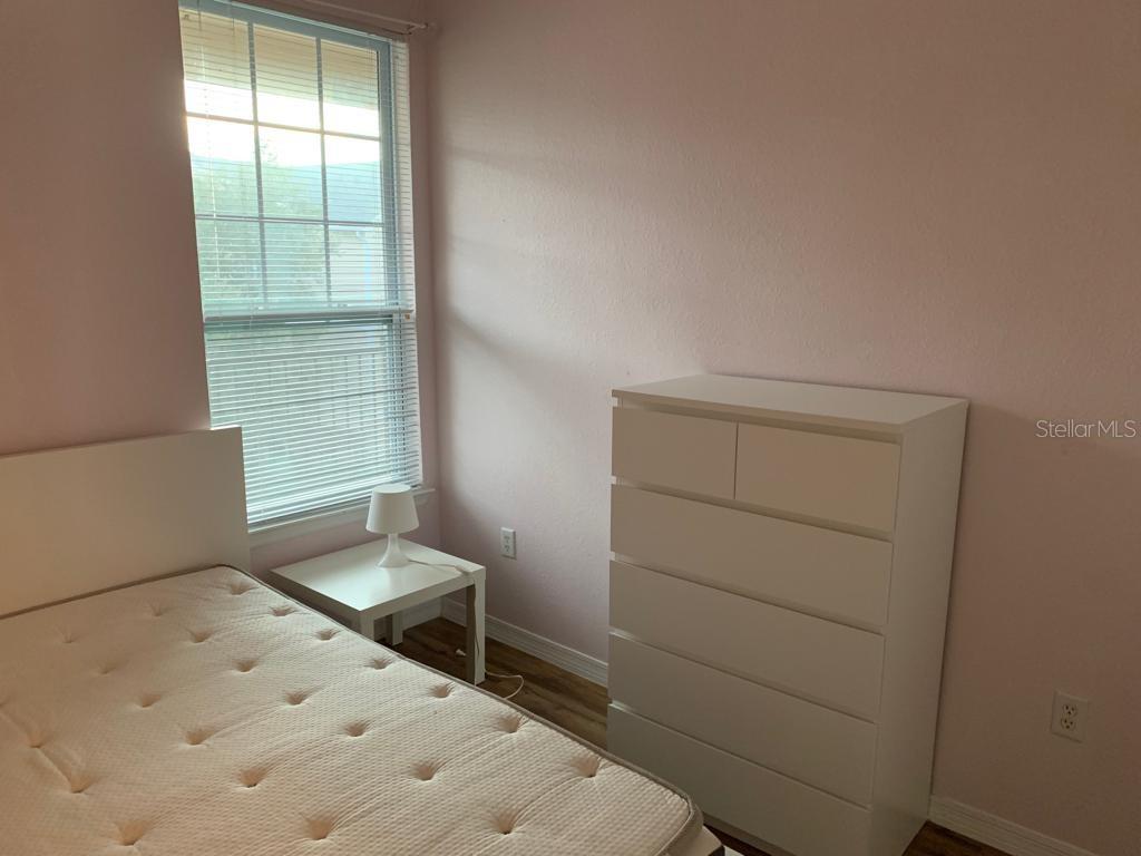 1990 ERVING CIR #304