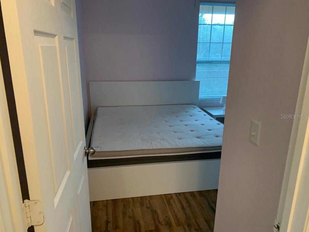 1990 ERVING CIR #304