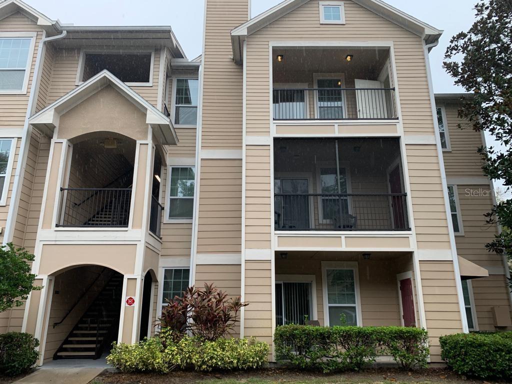 1990 ERVING CIR #304