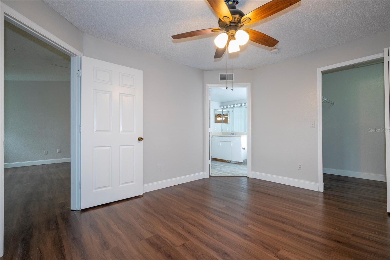 2214 METROPOLITAN WAY #1031