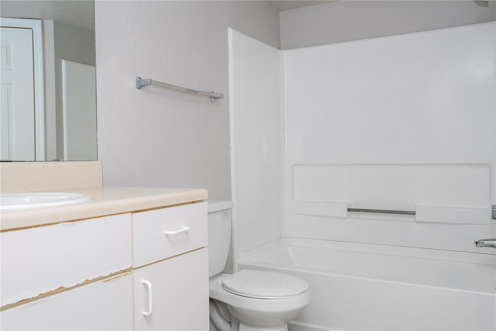 2214 METROPOLITAN WAY #1031