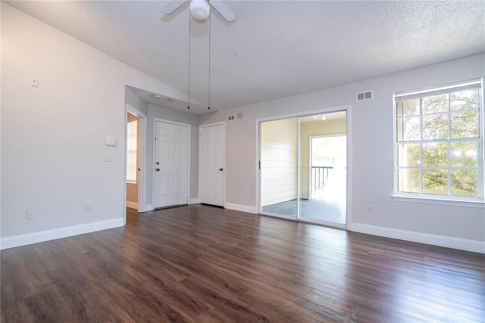 2214 METROPOLITAN WAY #1031