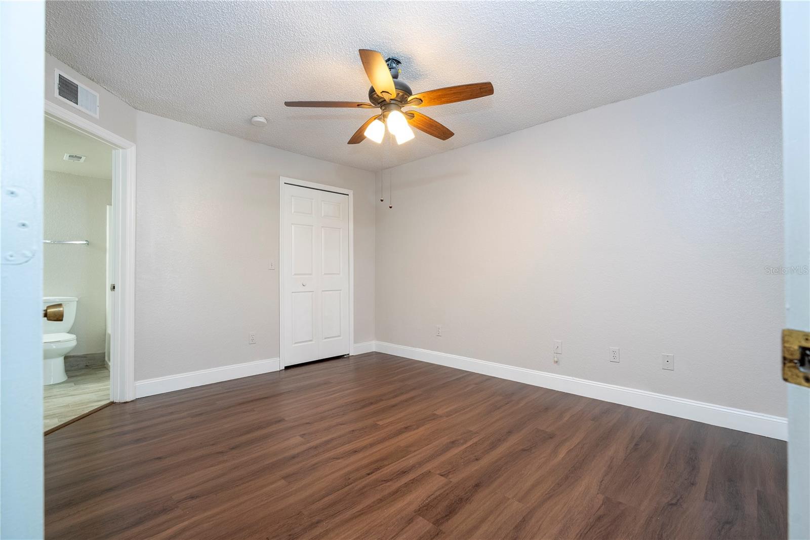 2214 METROPOLITAN WAY #1031