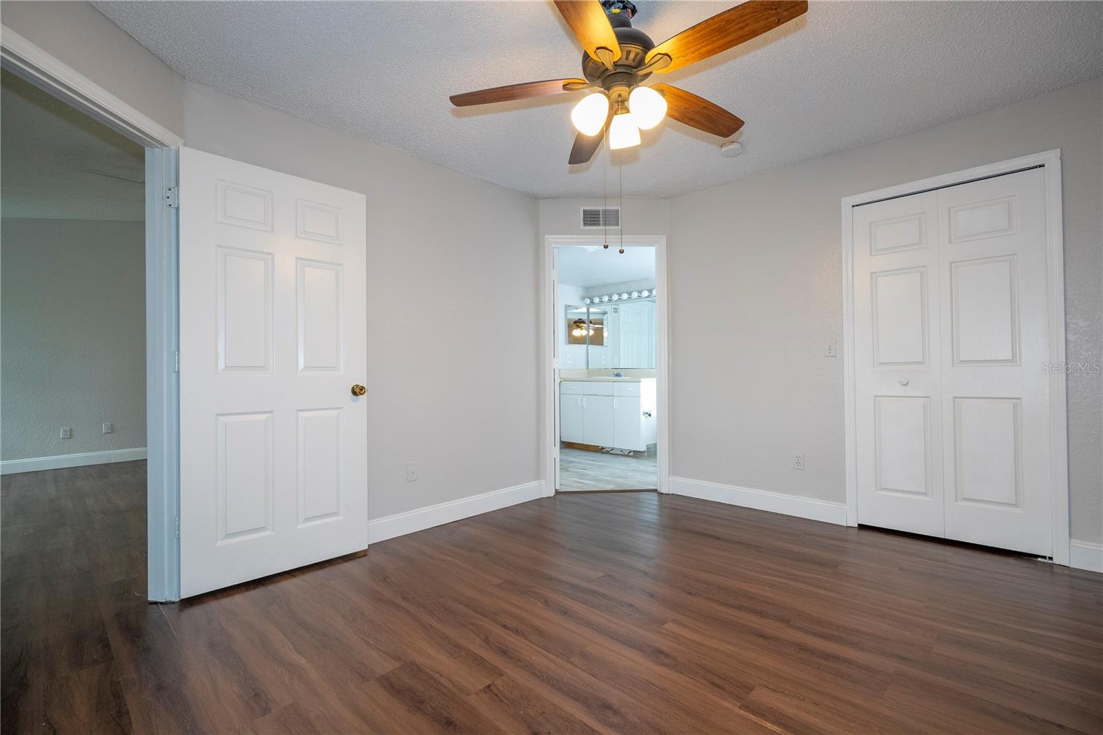 2214 METROPOLITAN WAY #1031