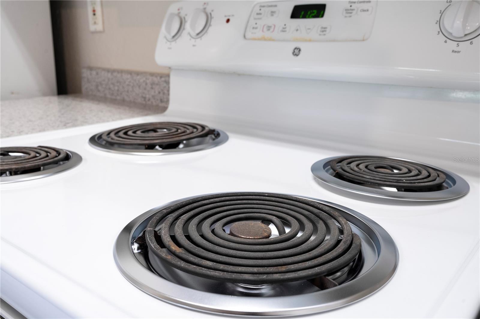 2214 METROPOLITAN WAY #1031