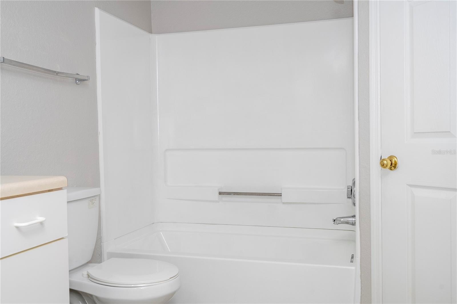 2214 METROPOLITAN WAY #1031