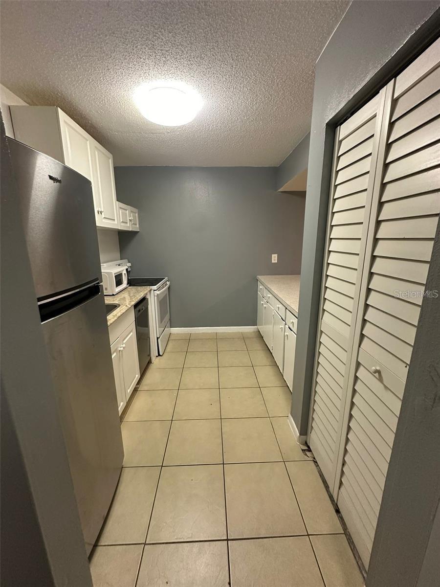 2340 HUNTINGTON GREEN CT #1