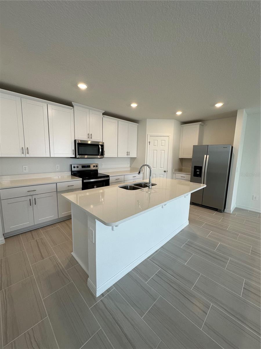 4527 PICKEREL WEED WAY