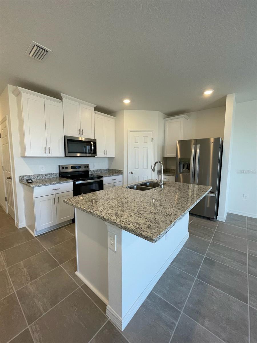 16356 HAPPY EAGLE DR