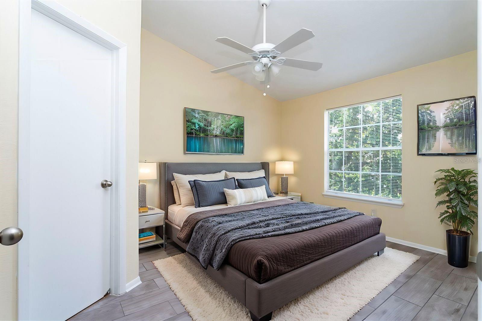 1932 LAKE ATRIUMS CIR #86