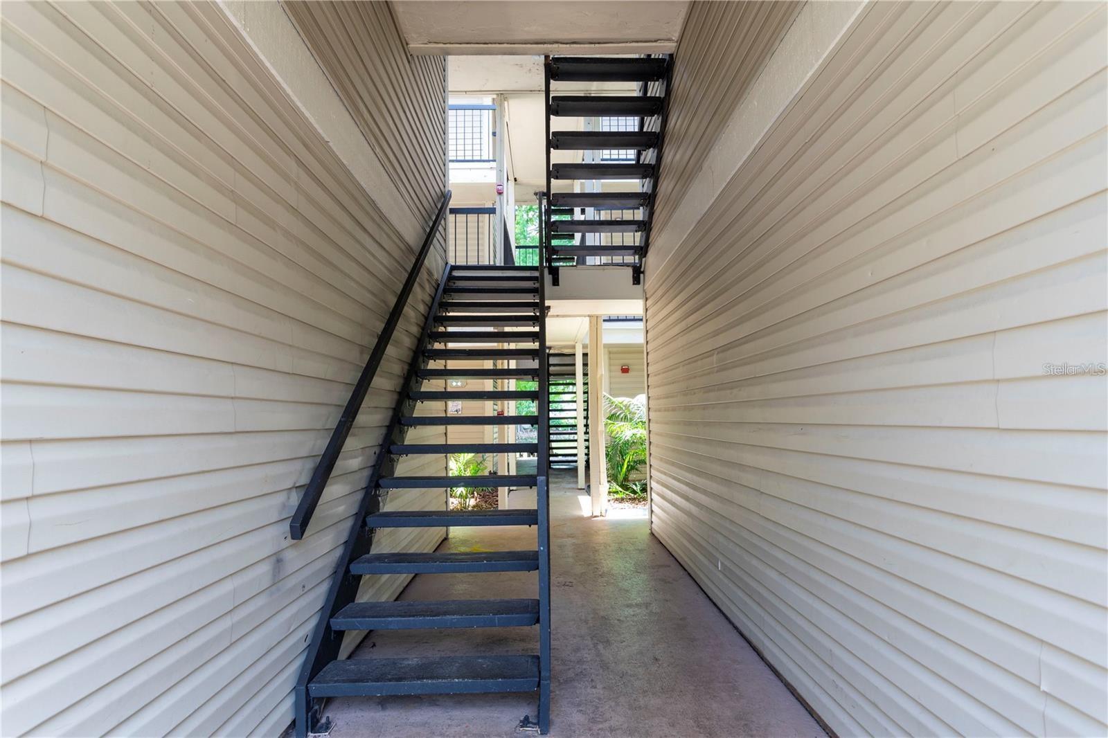 1932 LAKE ATRIUMS CIR #86