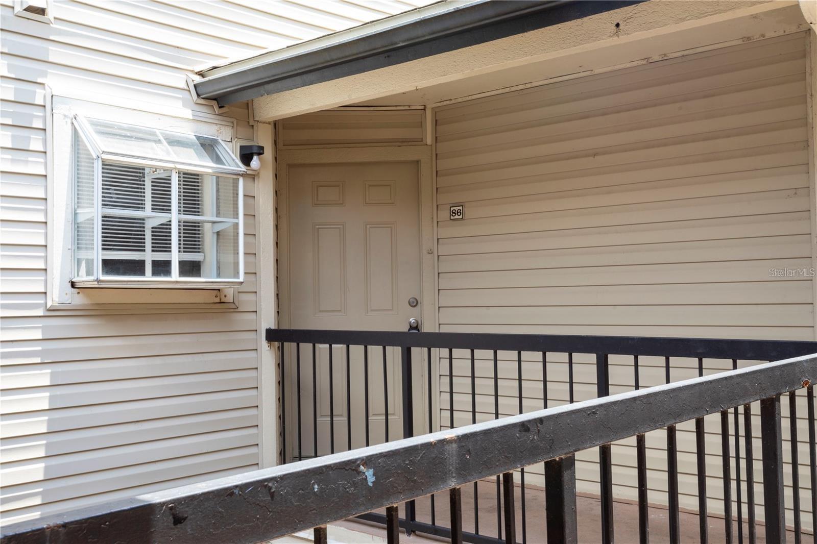 1932 LAKE ATRIUMS CIR #86