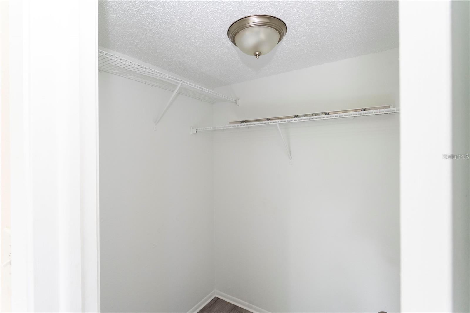 1932 LAKE ATRIUMS CIR #86