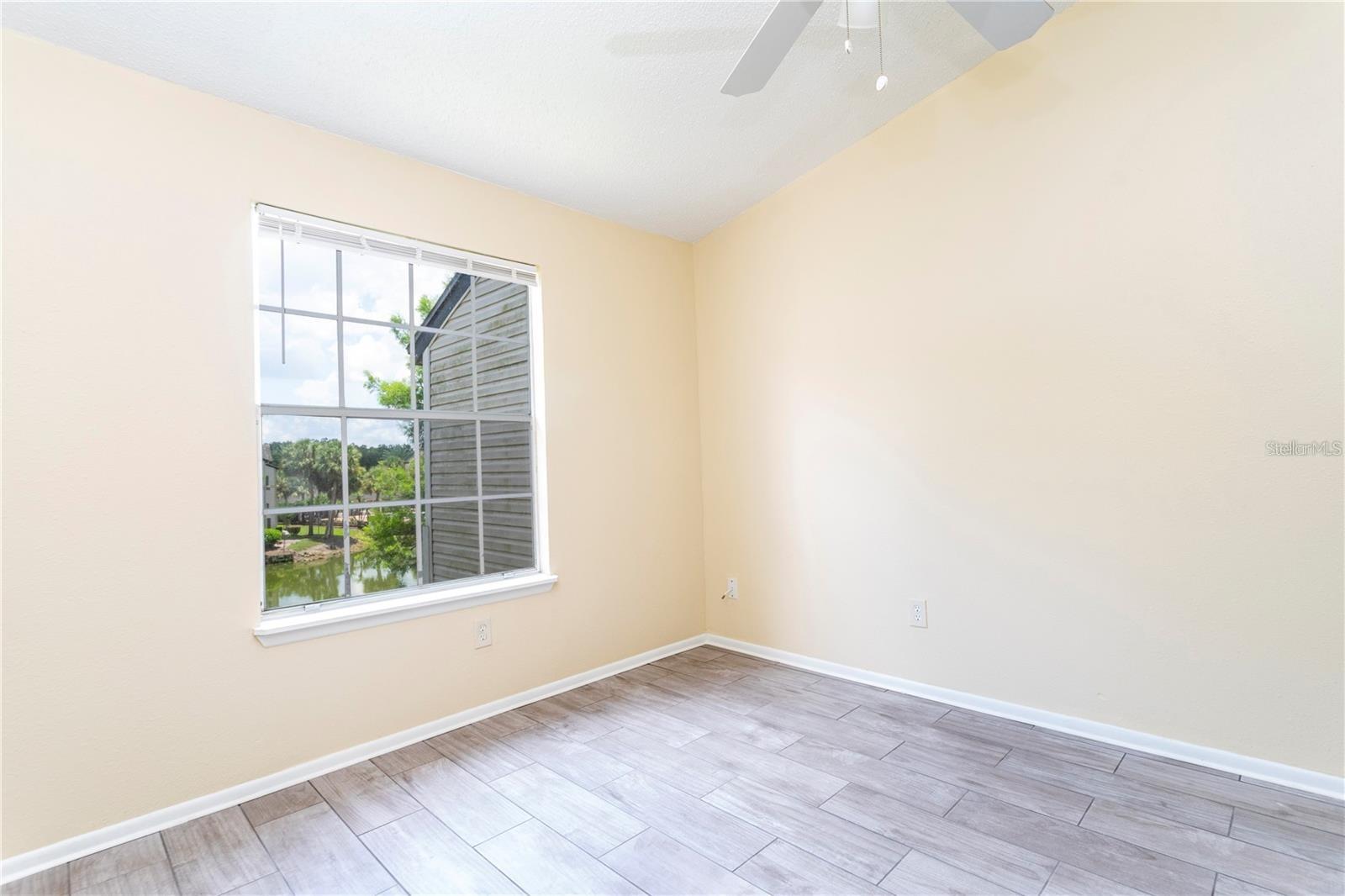 1932 LAKE ATRIUMS CIR #86