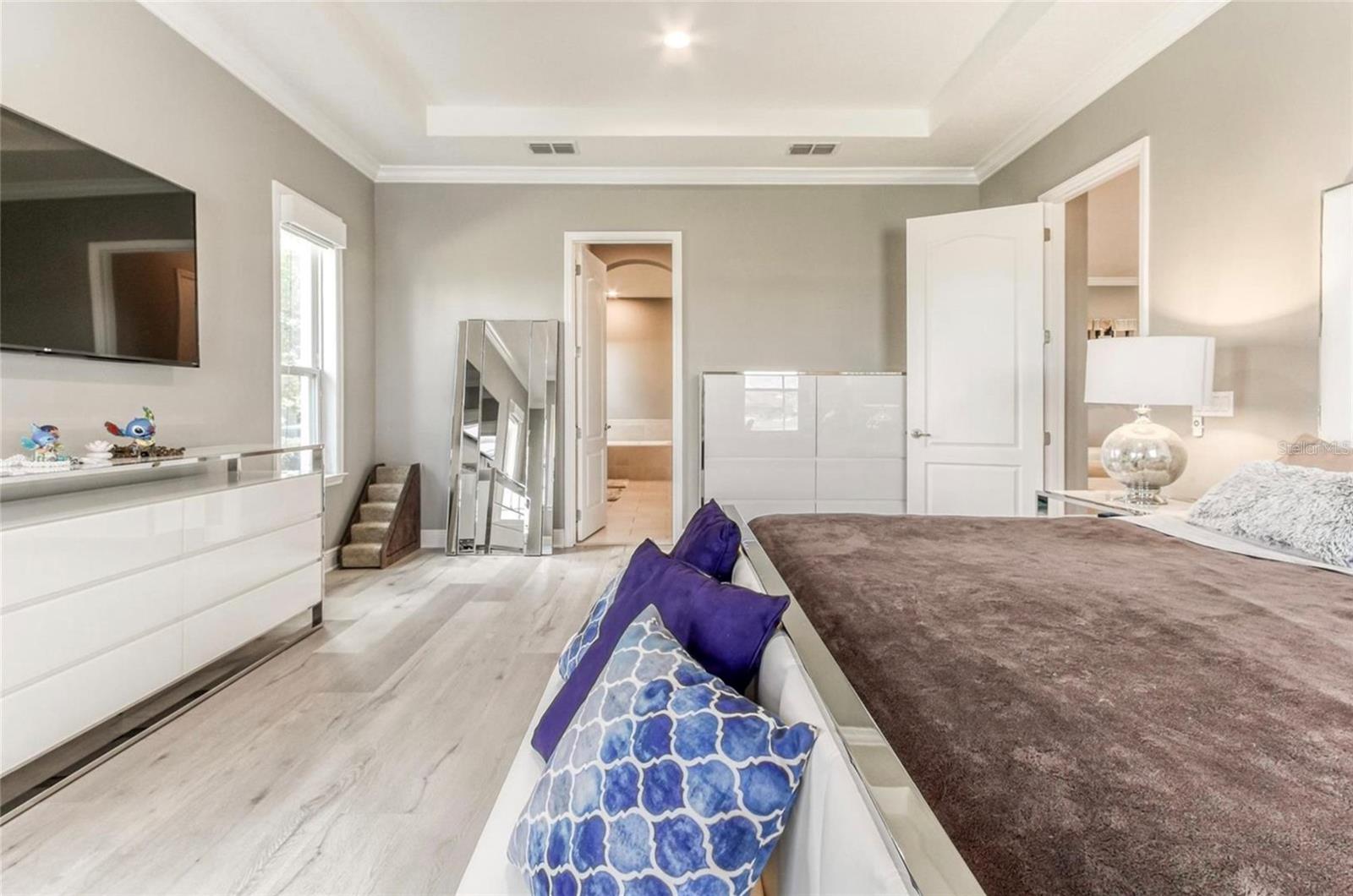 7573 GREEN MOUNTAIN WAY