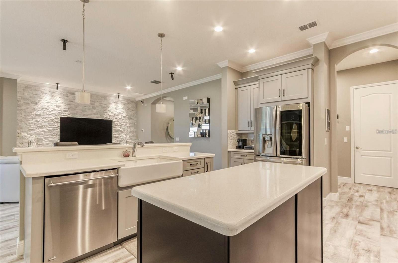 7573 GREEN MOUNTAIN WAY