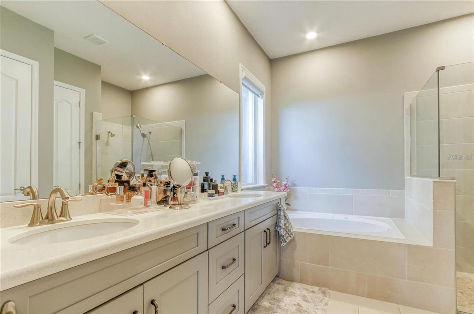 7573 GREEN MOUNTAIN WAY