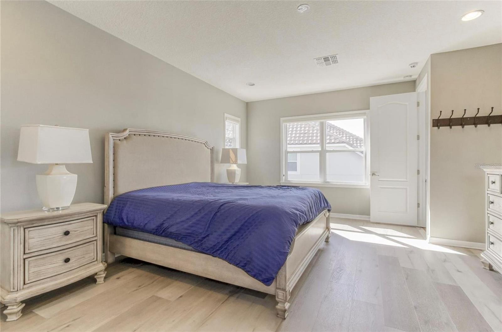 7573 GREEN MOUNTAIN WAY