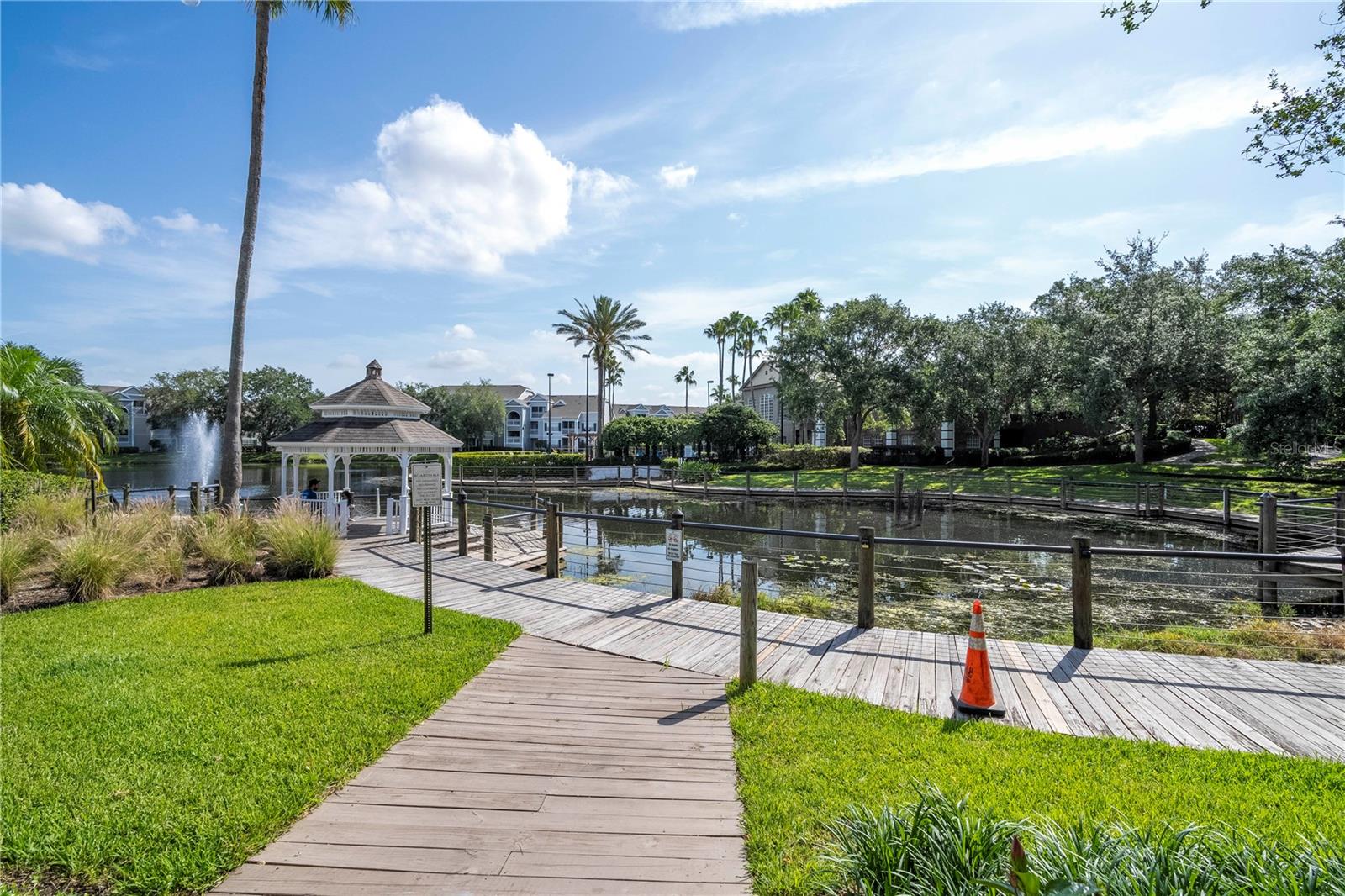 5136 PARK CENTRAL DR #212