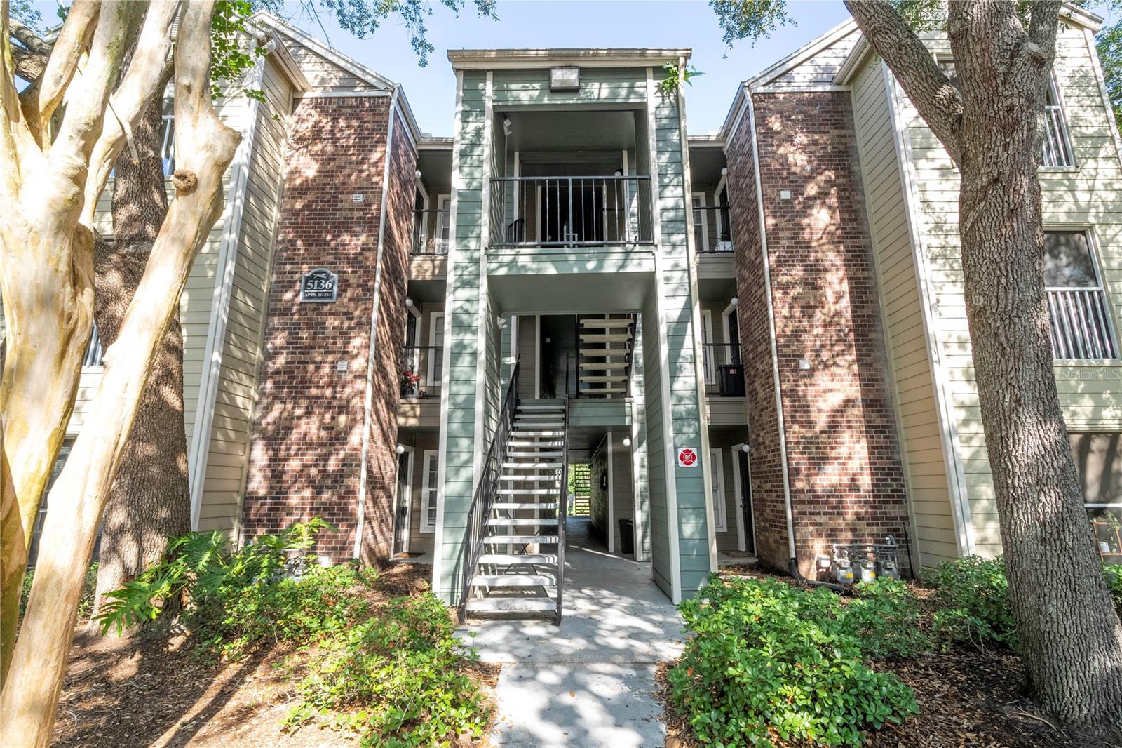 5136 PARK CENTRAL DR #212